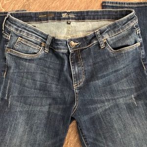 Kut from the Kloth size 12 boyfriend jeans